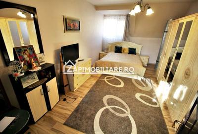 Casă individuală cu 8 camere cu Canalizare în Sântana de Mureș - 3