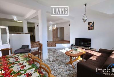 Casă cu 4 camere în Central - 8