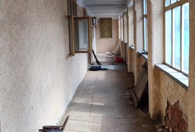 Casă cu 3 camere în Central