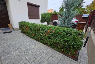 Casă cu 4 camere cu Teren 400 Mp în Dămăroaia