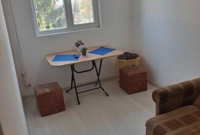 Apartament cu 2 camere decomandat în Central - 2