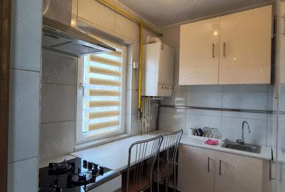 Garsonieră decomandată în Petros - 4