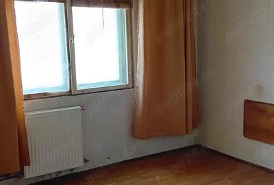 Vand apartament 5 camere pe 2 nivele, cu scara interioara - 10