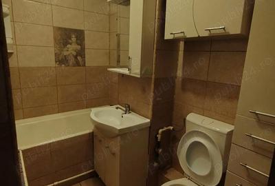 Apartament cu 2 camere decomandat în Micro 20 - 1