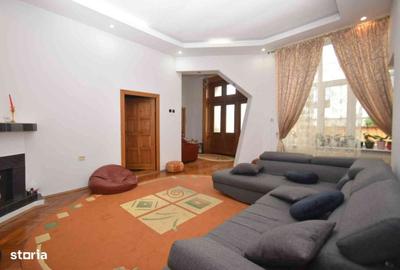 Apartament cu 4 camere în Central - 3