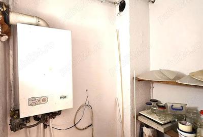 Apartament cu 3 camere decomandat în Micro 17