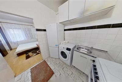 TUR 3D! Garsoniera practica,Central: vis-a-vis de Universitatea Transilvania,Bra TUR 3D! Garsoniera practica,Central: vis-a-vis de Universitatea Transilvania,Bra - 3