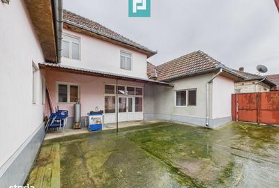 Casă cu 4 camere în Almaș - 9