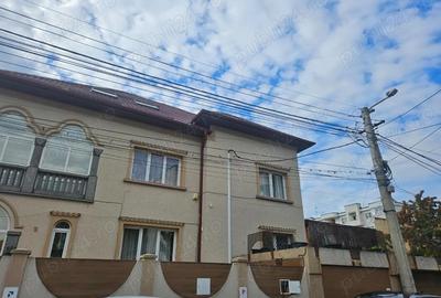 De inchiriat Cladire reprezentativa, pretabila pentru gradini?a, birouri sau centru educa?ional De inchiriat Cladire reprezentativa, pretabila pentru gradini?a, birouri sau centru educa?ional - 6