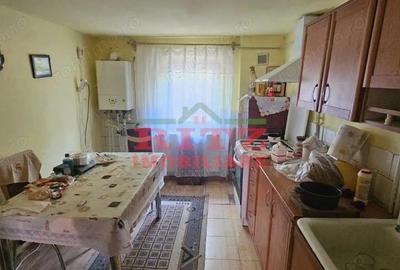 Casă cu 4 camere cu Teren 977 Mp în Central - 11