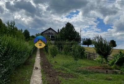 Casă individuală cu 5 camere în Ciritei