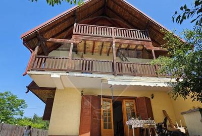 Casa / Vila cu 6 camere de vanzare - CORNU - 4