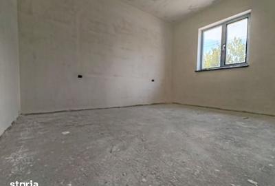 Casă cu 3 camere cu Teren 250 Mp în Agigea - 9