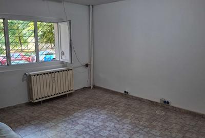 Garsonieră decomandată în Sebastian - 2