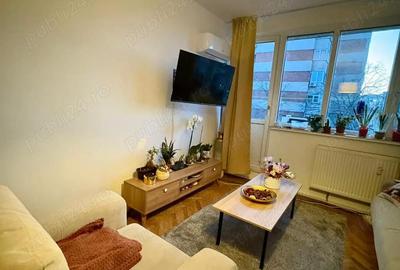 Garsonieră decomandată în Central - 2