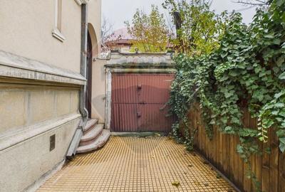 Vila interbelica cu personalitate - 33