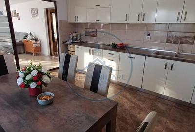 Casă cu 4 camere în Unirea - 16