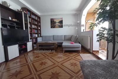 Apartament cu 3 camere decomandat în 1 Decembrie 1918 - 2