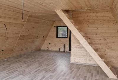 Vindem casute Vindem casute - 2