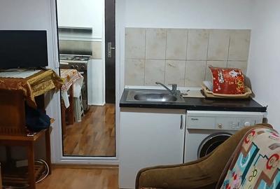 Garsonieră decomandată în Central - 3