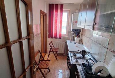 Apartament cu 2 camere, mobilat în Sud - 4