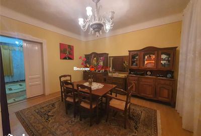 Casă cu 6 camere cu Teren 824 Mp în Central - 16