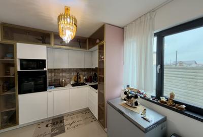 Casa| Vila individuala |Com Berceni la sosea | 10min metrou Aparatorii Patriei - 12