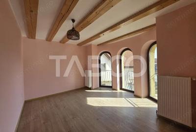 Casă cu 5 camere cu Canalizare în Tineretului - 18