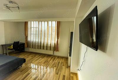 Inchiriez Studio 46 MP + Parcare Ghimbav