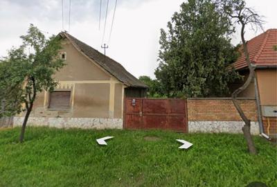 Casă cu 3 camere cu Teren 972 Mp în Periferie