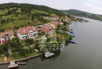 Casa individualapretabil pensiune pe Clisura Dunarii - 17