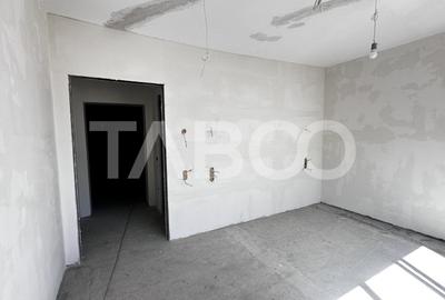Apartament cu 3 camere decomandat în Central - 2