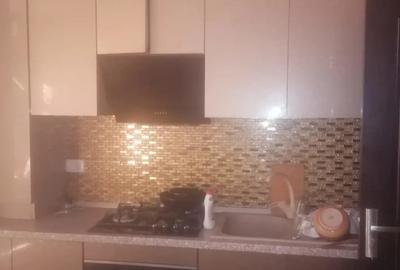 Vand apartament 3camere - 4