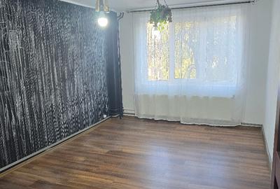 Inchiriez spatiu comercial in Deva, zona A. Iancu (Catedrala), etaj 1, - 11