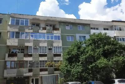 Apartament cu 3 camere decomandat în Central - 2