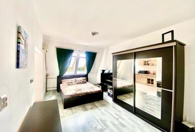 Garsoniera mobilata, utilata, etaj 4, str Razboieni - 2