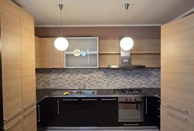 Apartament cu 2 camere decomandat în Badea Cârțan - 1