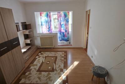 Soarelui etaj 1 libera - 2