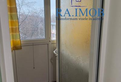 Apartament cu 2 camere decomandat în Malu Roșu - 3