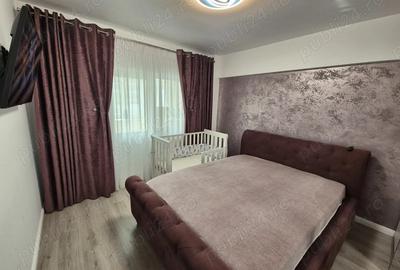 Inchiriez apartament 2 camere decom., zona ultracentrala etaj intermediar - 1