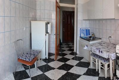 Particular inchiriez ap. 2 cam Rond Baba Novac - 1