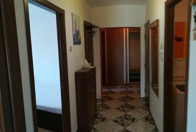 Apartament cu 2 camere decomandat în Tei - 2