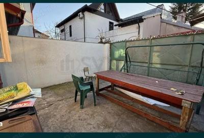 Okazie Vind casa 4 camere cu A=80 mp, Regie ,curte 180 mp ,145 000E - 2