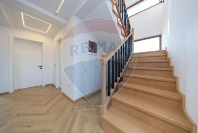 Casă cu 6 camere cu Teren 767 Mp în Stupinii Prejmerului - 29