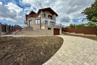 Vila deosebita cu 4 camere - Toate Utilitatile - la 2km de Rond Pacurari - 1