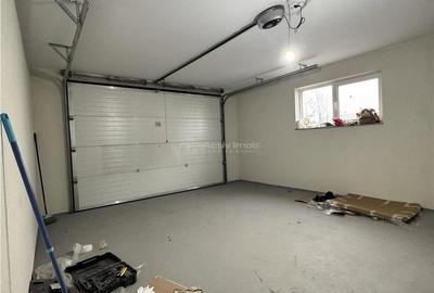 Casă cu Teren 412 Mp în Zăvoi - 6