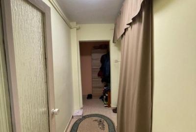 Apartament cu 2 camere semidecomandat, mobilat în Hotvon