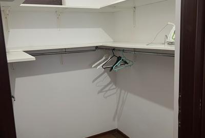 Apartament cu 3 camere decomandat în Roșu - 7