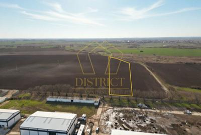 Teren agricol extravilan de 24000 mp, în Giarmata - 3