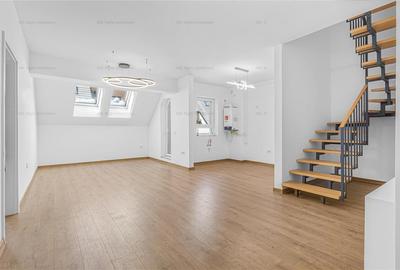 Apartament cu 4 camere decomandat în Tractorul - 3